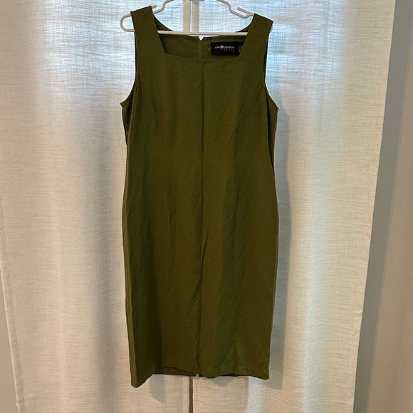 Sag Harbor Dresses & Skirts - Sag Harbor Forest Green Midi Dress